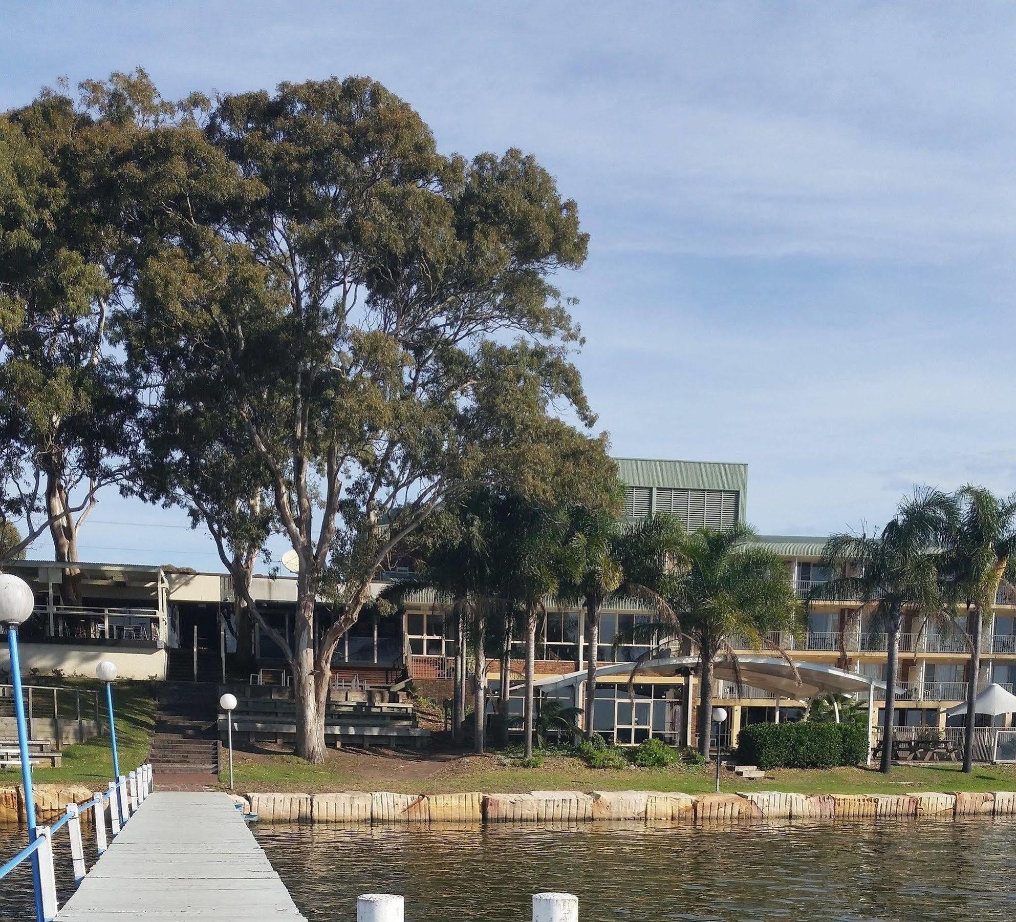 The Beachcomber & Resort, Ascend Collection Hotel Toukley
